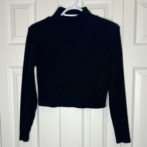 Long Sleeve Crop Top